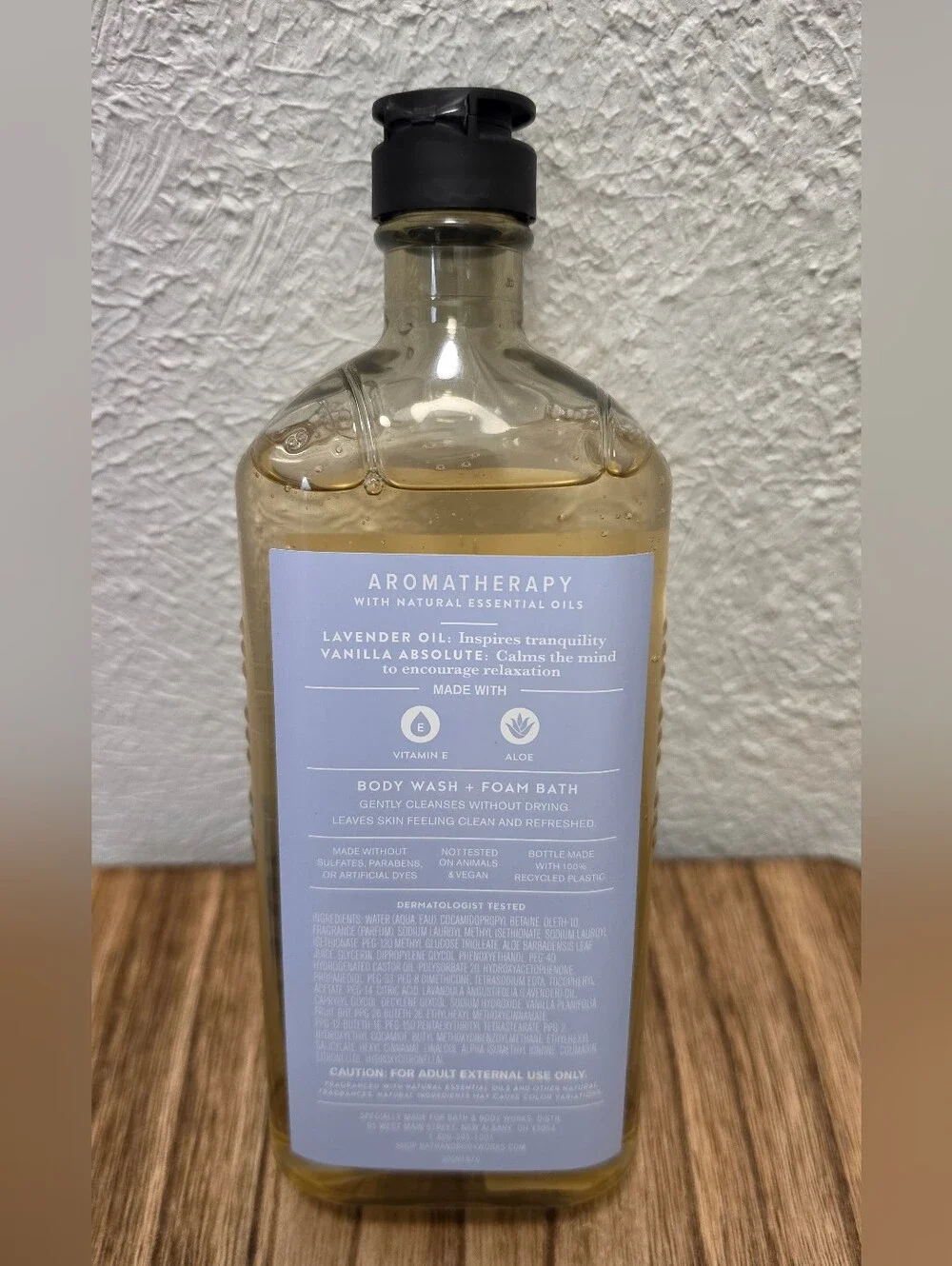 Bath & Body Works Aromatherapy Lavender Vanilla Sleep Body Wash - Lavender